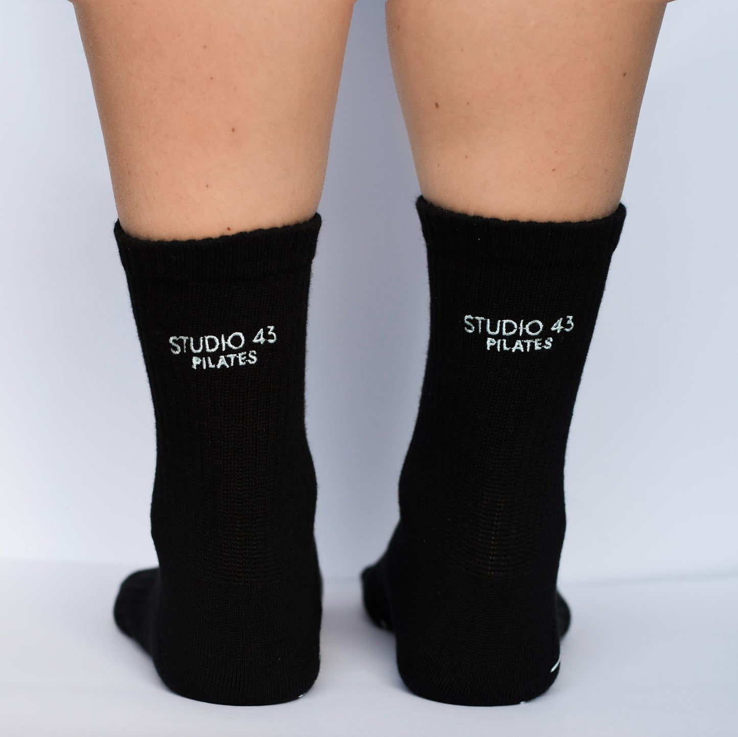 MUSTAD PILATESE SOKID